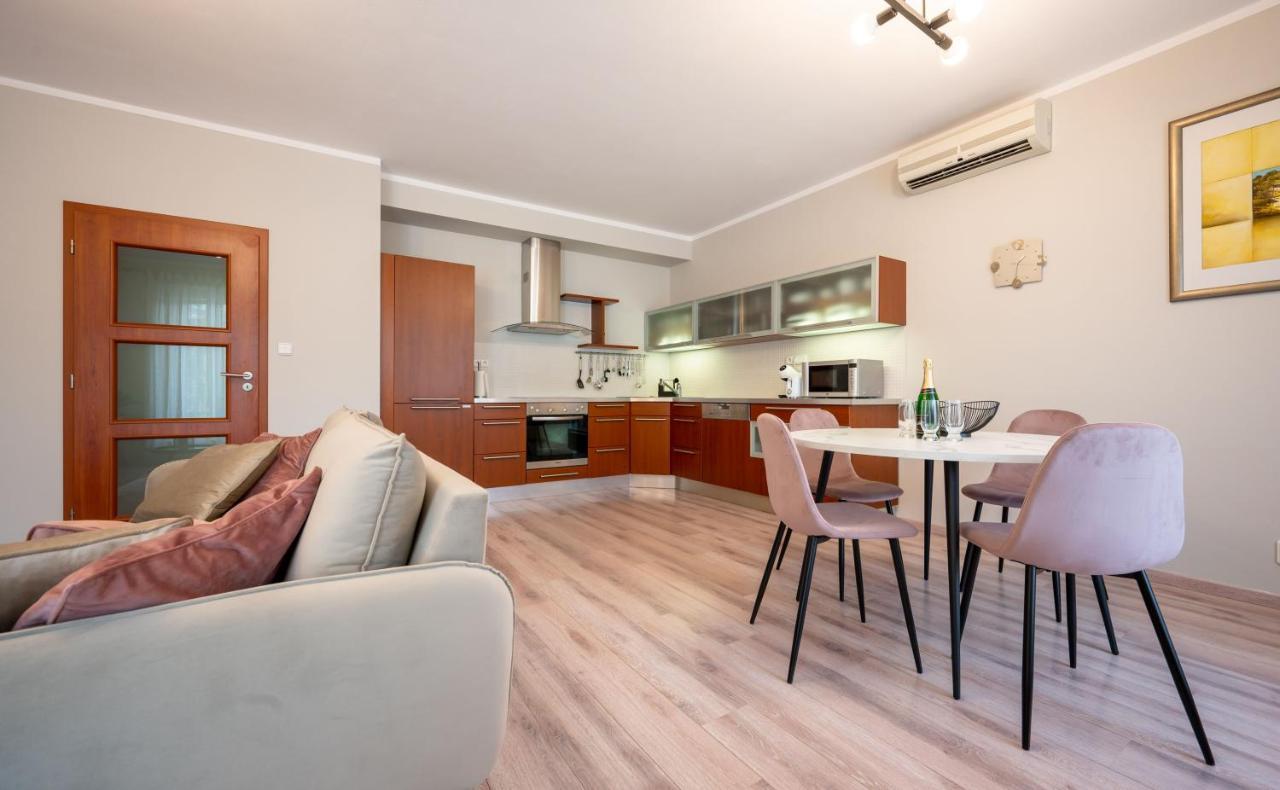 Apartmany Luhacovice, Royal Eksteriør bilde